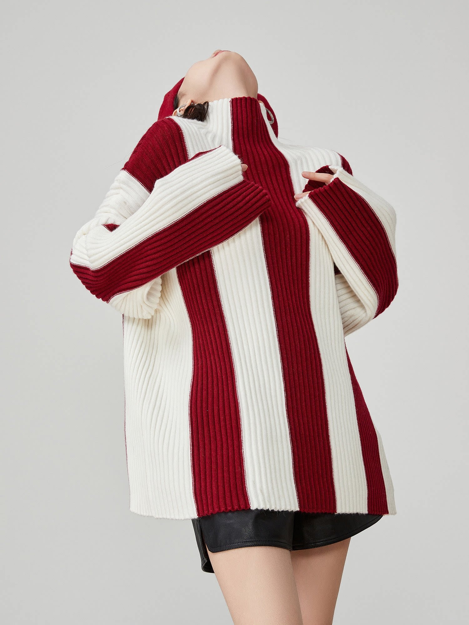 Contrasting Striped Turtleneck