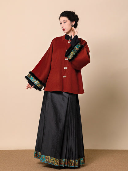 Qianshan Square Collar Red Jacket