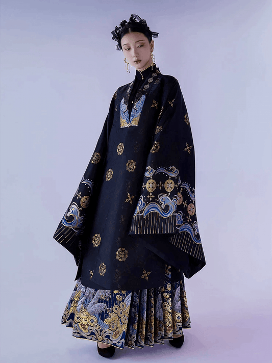 Traditional Ming Dynasty Black Hanfu Robe 