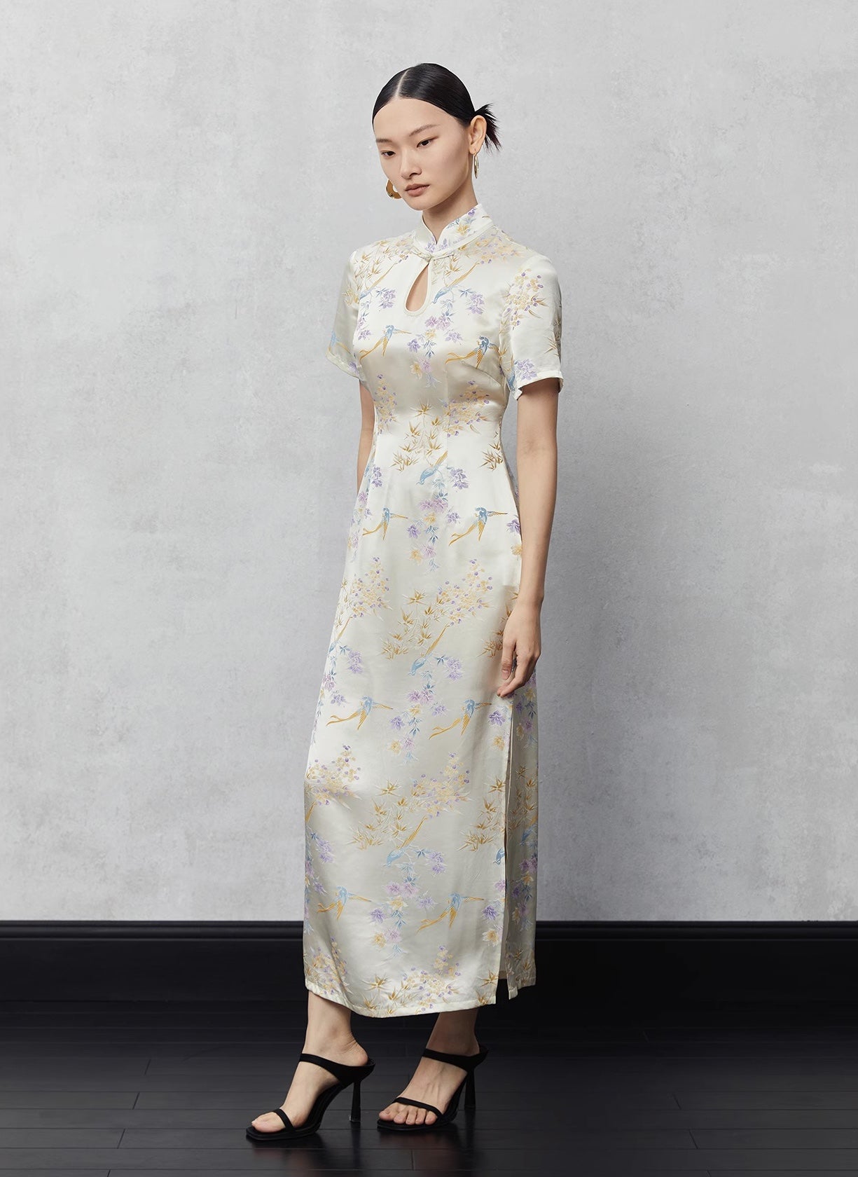 Summer Noble Floral Cheongsam